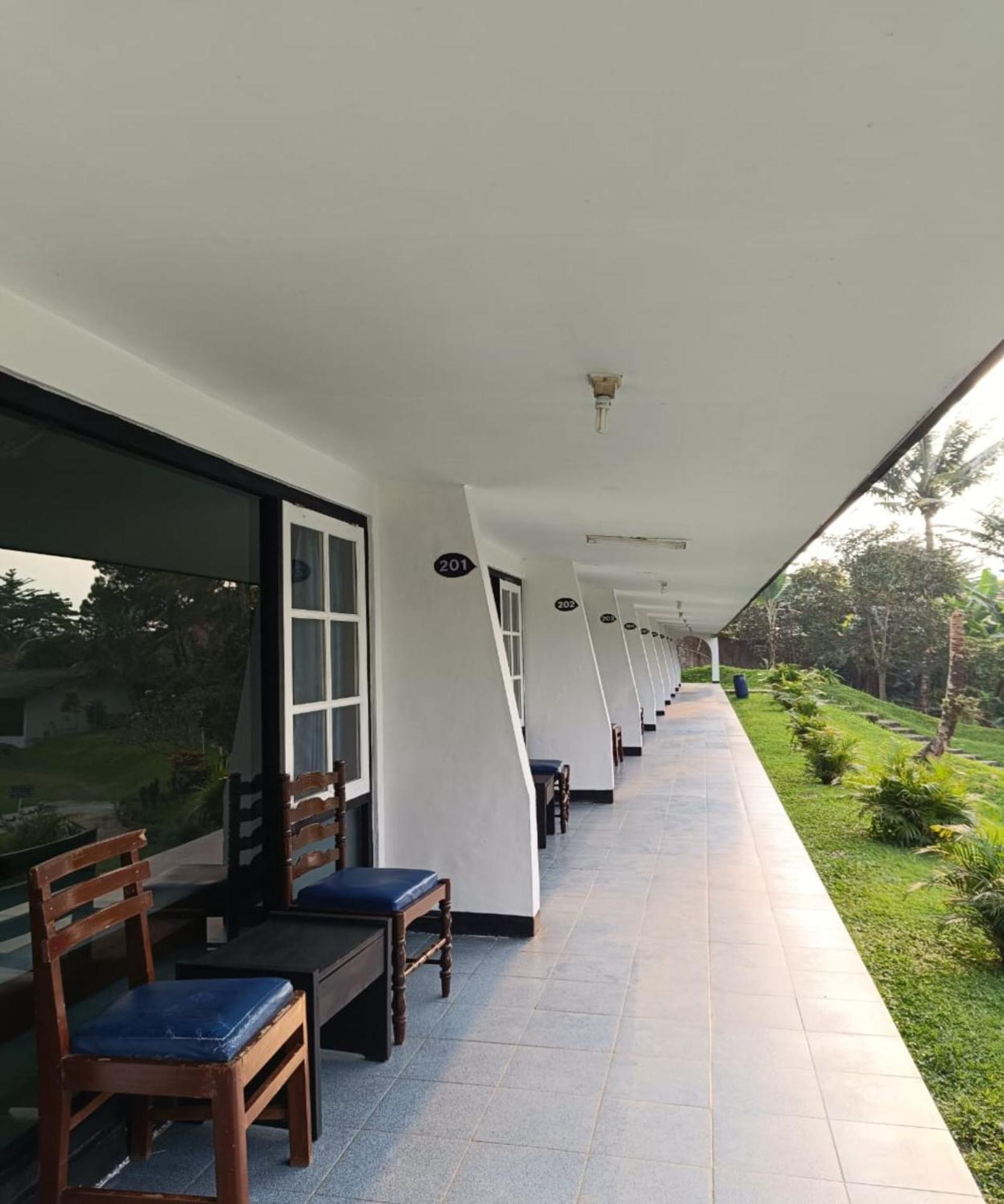 Hotel Capital O 94094 New Lembah Nyiur 3*