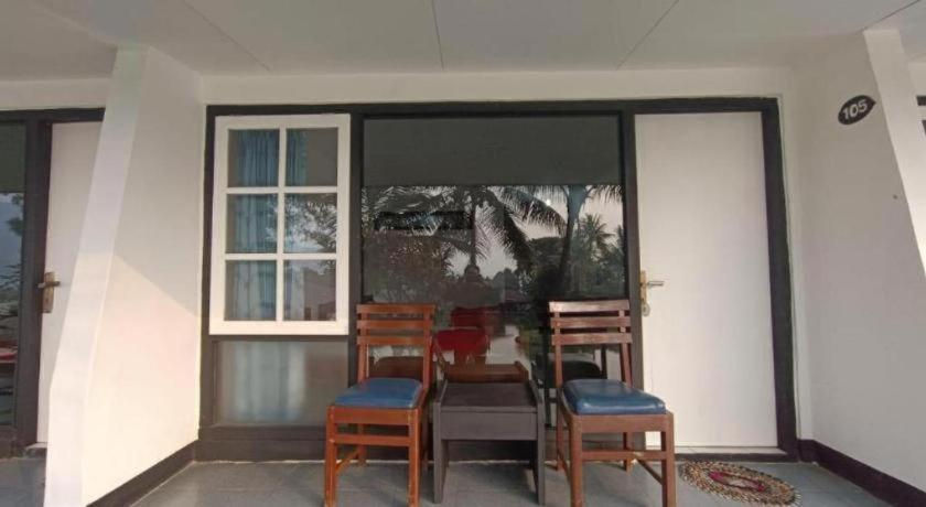 Capital O 94094 New Lembah Nyiur Hotel